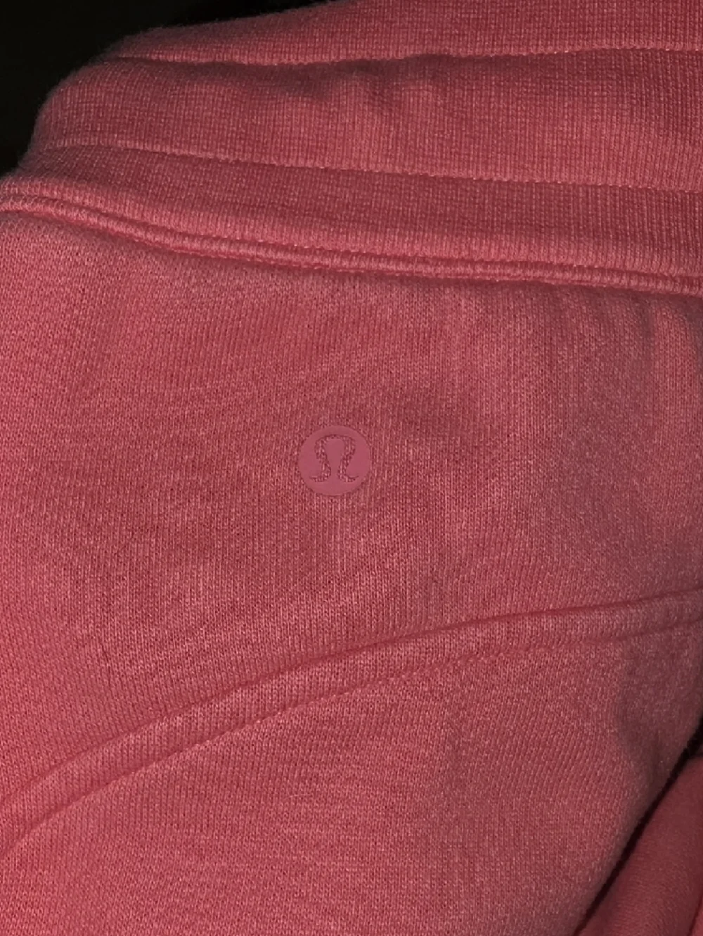 lululemon athletica Women's Coral Drawstring Athletic Shorts - Picture 3 of 4